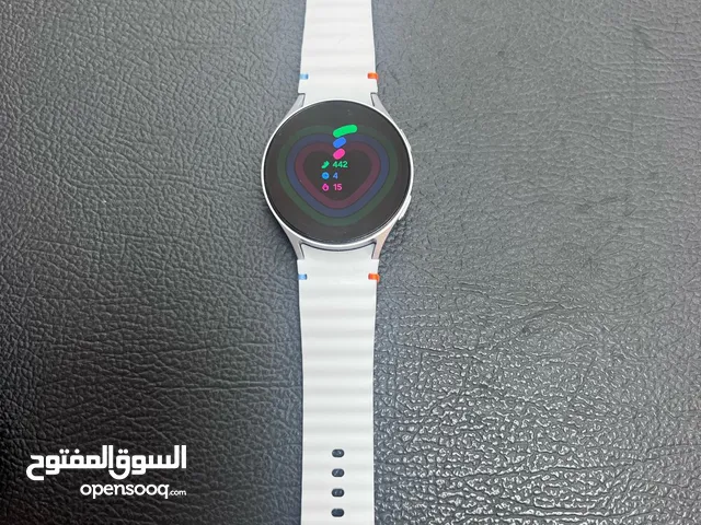 ساعة سامسونج 7 بحاله ممتازه مدة إستعمال شهرين فقط