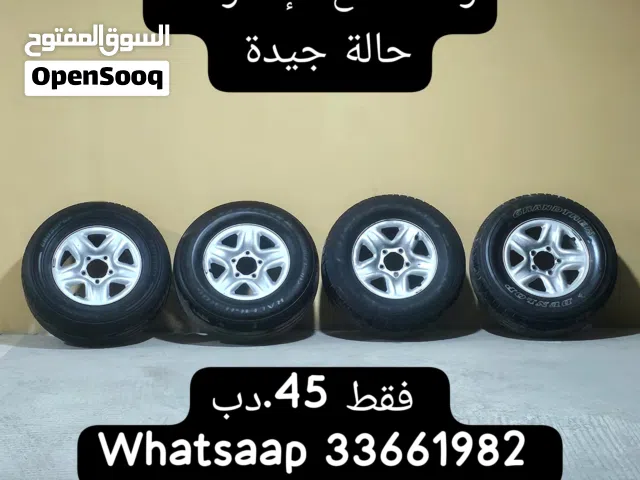 4 rims with tires with bolts Toyota Land Cruiser SIZE17 45BD only good condition