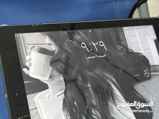 Apple iPad Air 256 GB in Dhofar