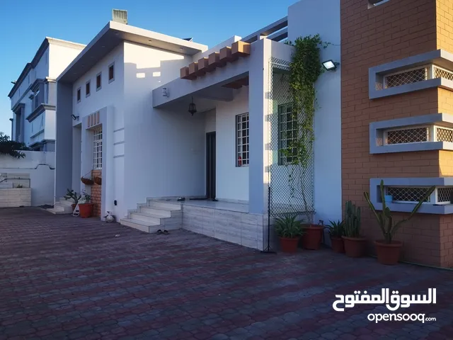 236 m2 2 Bedrooms Townhouse for Sale in Al Dakhiliya Nizwa
