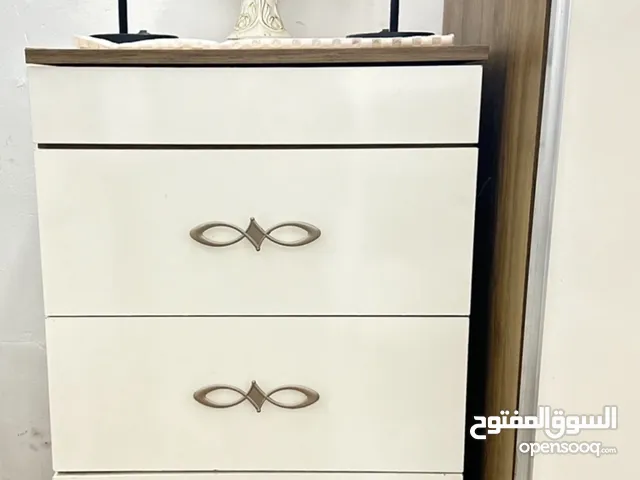 غرفة اخشاب تركي نظيفه درجه اولى