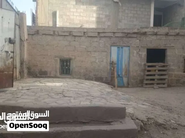 فلة قديم 9 لبن حر واجهه 23 متر شارع 16  شارع مازدا