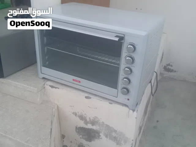 للبيع فرن كهربائي بحالة جيدة ولا توجد اي ملاحظات ومكيرويف نوع سامسونج بحالة جيدة