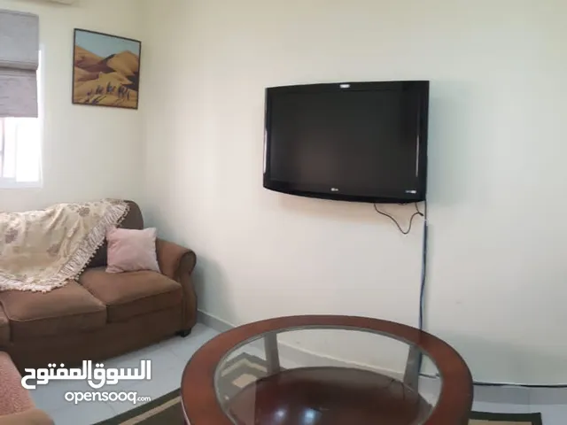 140 m2 3 Bedrooms Apartments for Rent in Muscat Al Khuwair