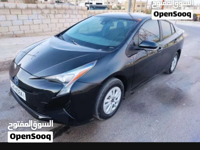 2017 تويوتا بريوس Prius