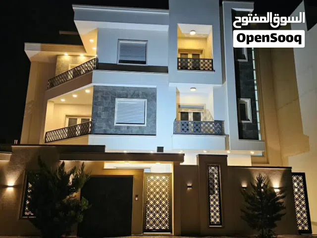 700 m2 5 Bedrooms Villa for Sale in Tripoli Souq Al-Juma'a