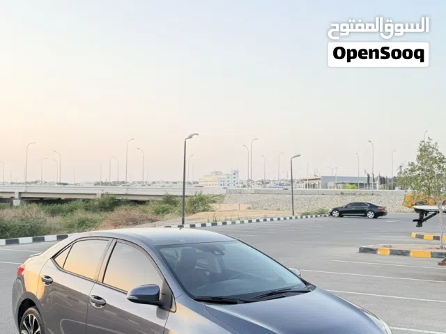 2018 تويوتا كورولا SE