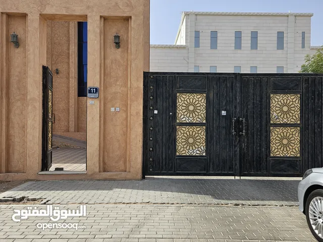 80 m2 More than 6 bedrooms Villa for Rent in Al Ain Al Maqam