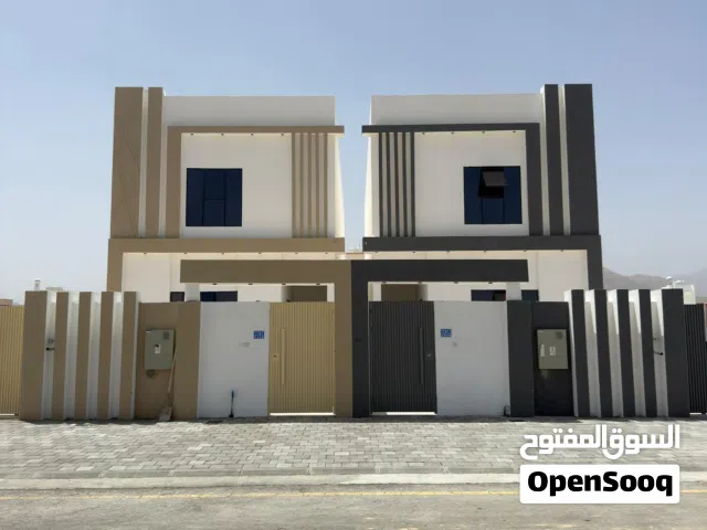 244 m2 4 Bedrooms Villa for Sale in Muscat Amerat