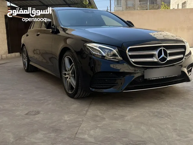 Mercedes-Benz E200(2017)