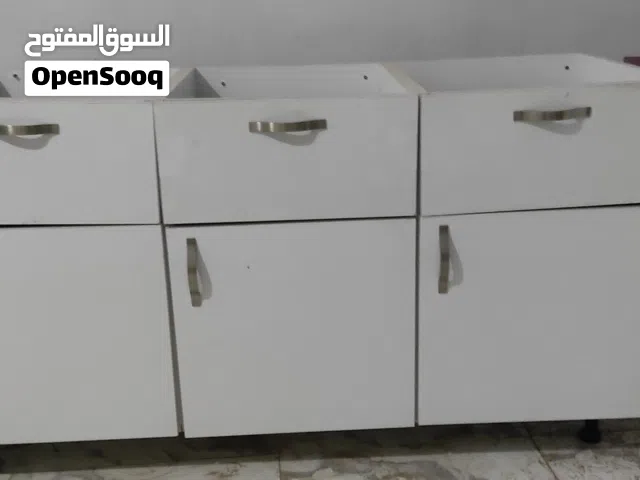 ديكور محل ملابس للبيع