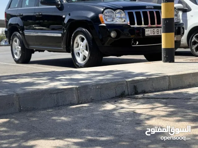 جيب شيروكي 2006
