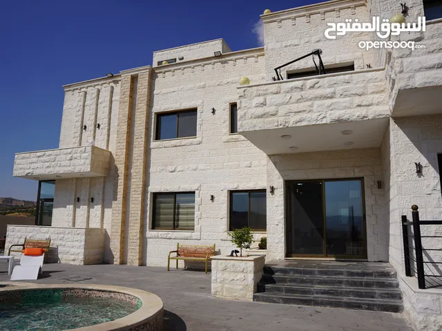 مزرعة وفيلا مطلة للبيع في الاردن بأجمل مناطق محافظة جرش بناء حديث من المالك مباشرة تنازل فوري
