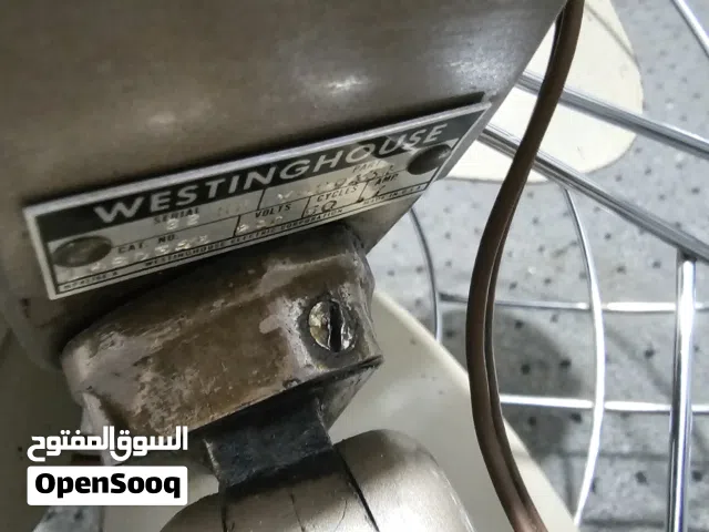 مروحه من انتيكا من النوادر صناعه امريكيه سنه 1950 شغاله فحص بحاله الوكاله