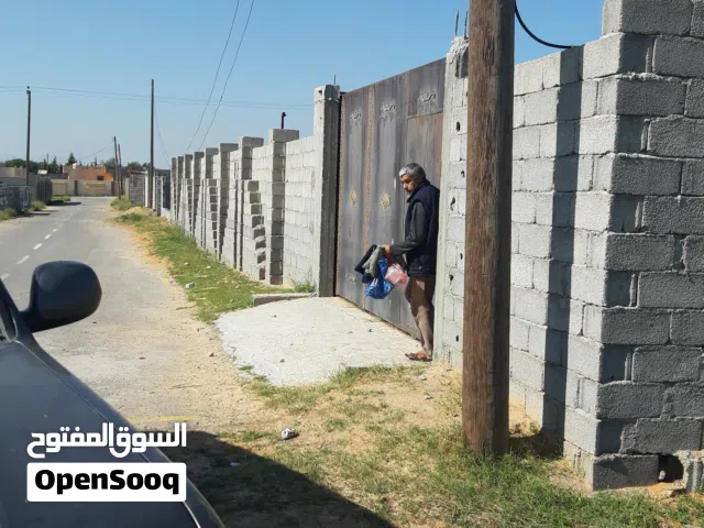 قطعة ارض :النشيع ،الوادي الشرقي  بالقرب من سنتر النشيع ،