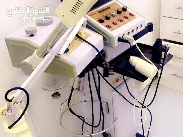 اغراض صالون للبيع بحالة جيدة للبيع بداعي السفر