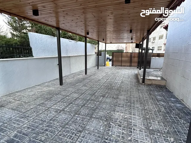 500m2 More than 6 bedrooms Villa for Rent in Amman Abdoun