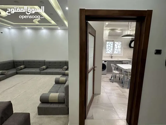 300 m2 5 Bedrooms Apartments for Rent in Tripoli That Al-Emad