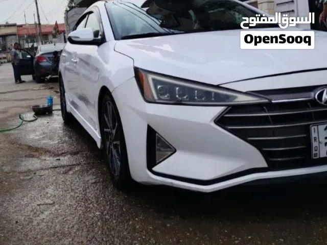 2020 هيونداي النترا Sport