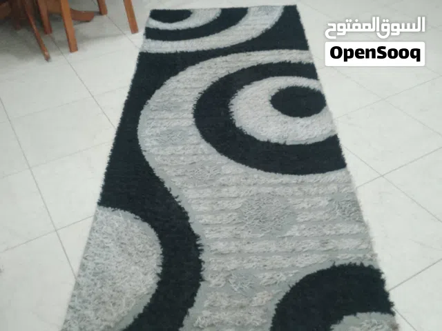 قطع ممرات سجاد بسعر مغري