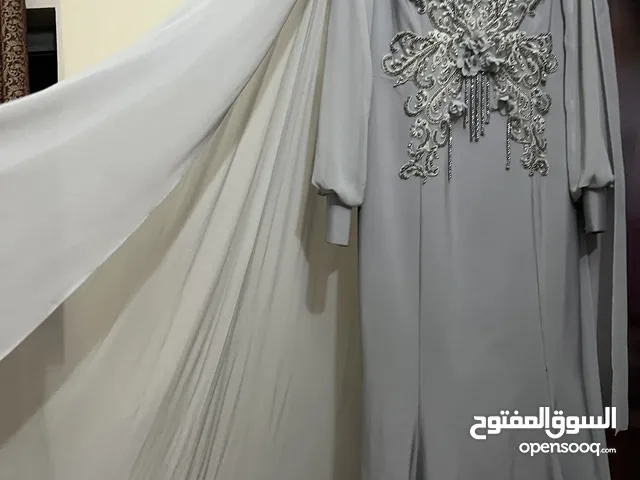 فستان رصاصي قياس 40/42