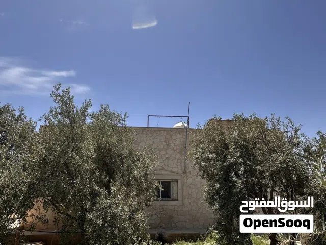  Building for Sale in Mafraq Umm Al-Quttayn