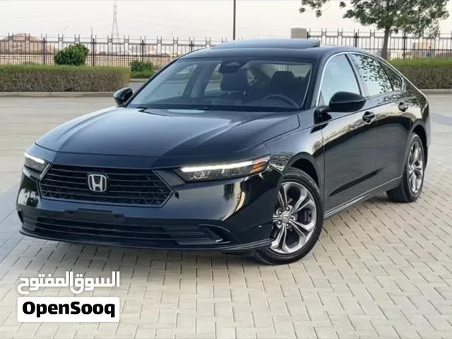 2024 هوندا اكورد EX
