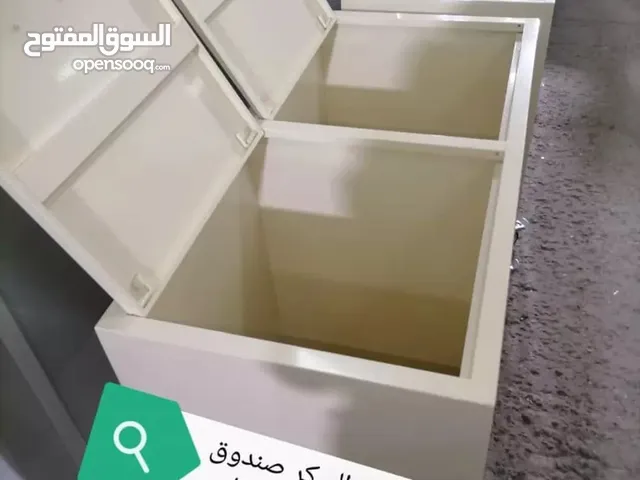 اثاث معدني