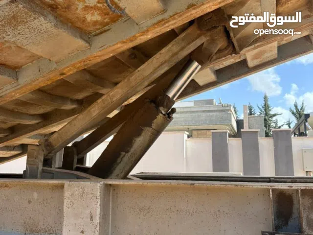 شاحنة للبيع