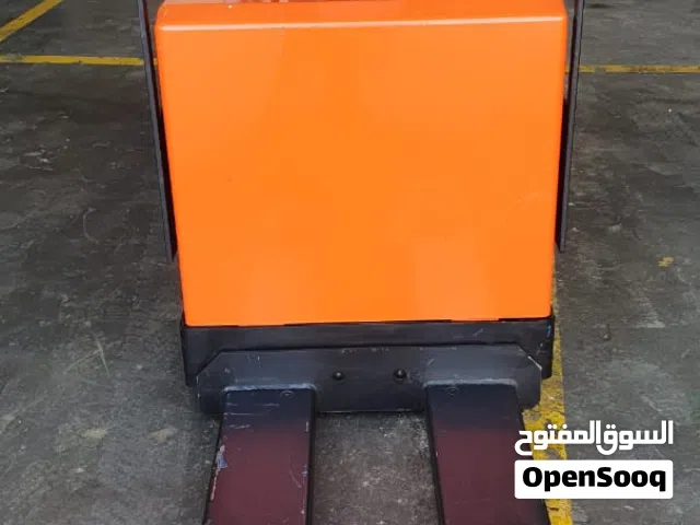 Electric Pallet jacks Toyota   BT Model LPE-200/6