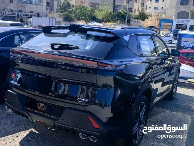 خدمه سائق خاص للسياح وللرحلات والمرافقه Private driver for tourists, trips and private accompanying.