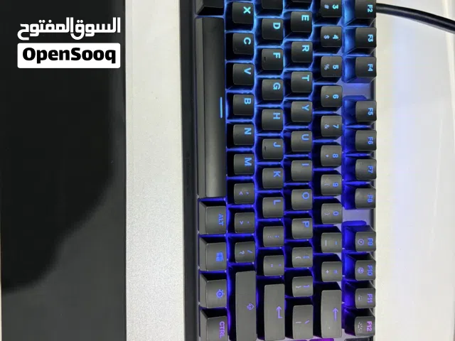 للبيع كيبورد ستيل سيريز شبه جديد