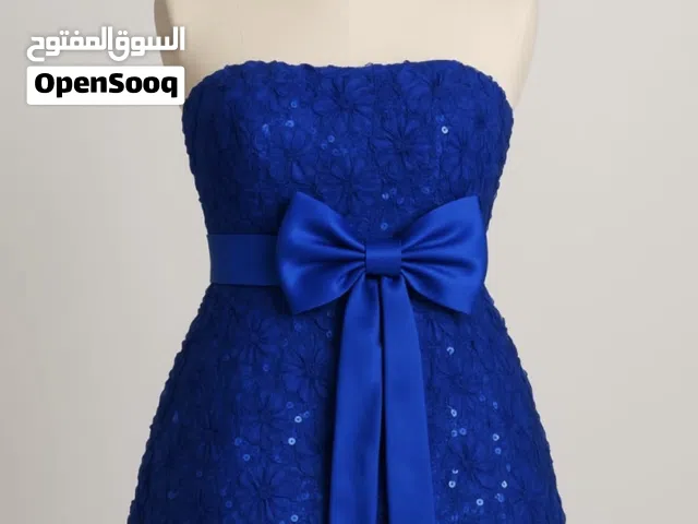 فستان خطوبة باللون الازرق