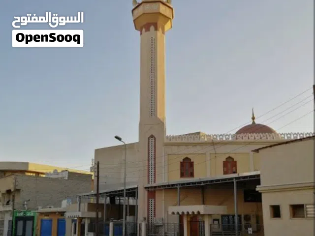 عقار تجاري في زناتة القديمة فيه دخل شهري ممتاز.. للبيع.. اقرأ الإعلان اكويس
