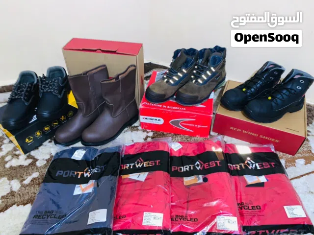 أحذية سلامة و قامجوات  Safety Boot & Coverall