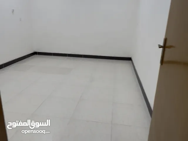 شقة طابق اول للإيجار