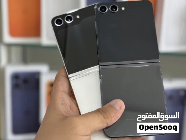 Samsung Galaxy Z Flip5 256 GB in Muscat