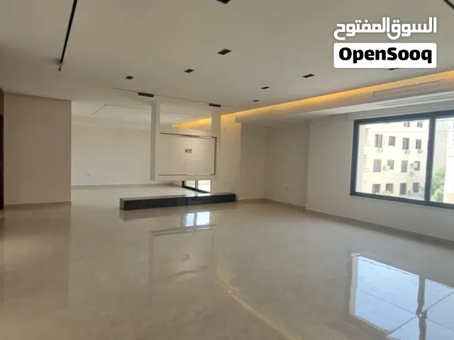 205 m2 3 Bedrooms Apartments for Sale in Amman Um Uthaiena