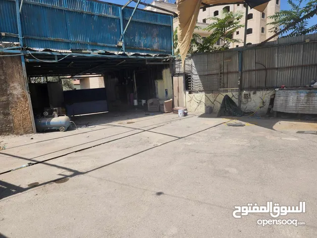 ساحة لها مدخل ومخرج تصلح لاي شئ