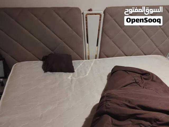 matress new 1 week used
