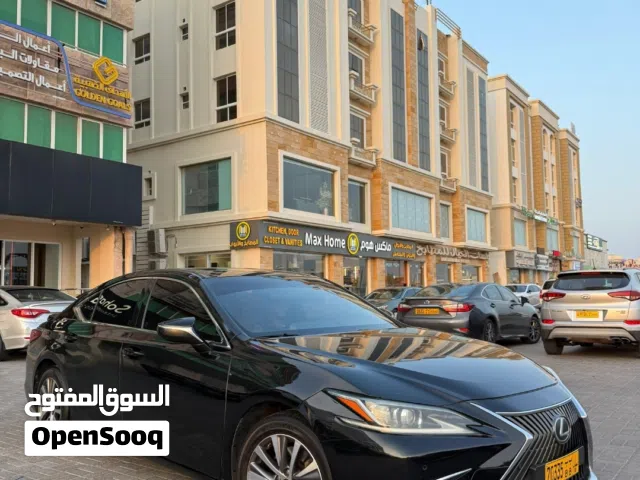 Used Lexus ES in Muscat