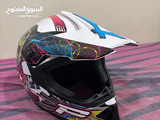 خوذة اتريل اسعر 22 دينار