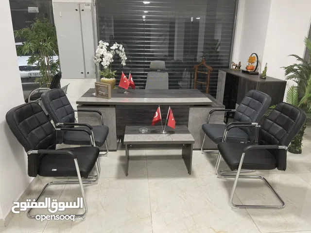 مكتب فخم مجهز بالكامل للايجار في رام الله