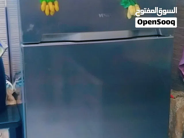 ثلاجه فيستل سلفر شبه جديد 20 قدم