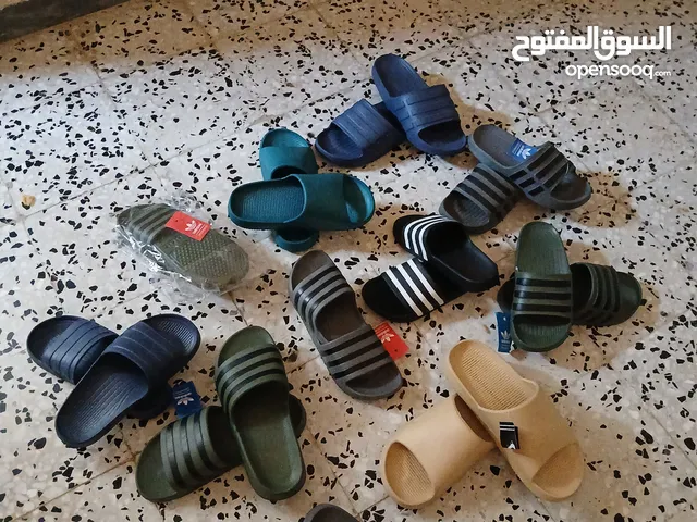 41 Slippers & Flip flops in Tripoli