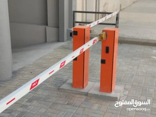 بوابة مواقف السيارات بوابة دخول وخروج السيارات بوابة ذراع باركينج بوابة كشف المعادن
