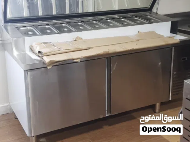 للبيع ثلاجه عرض وفريزر مستعمله فتره الخريف شبه جديده