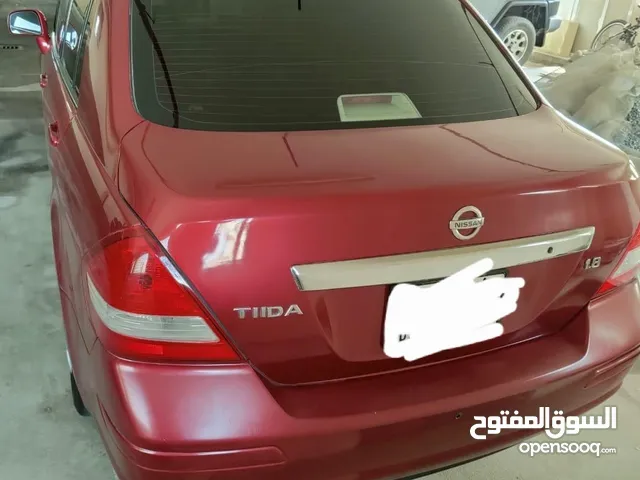 نيسان تيدا 2011 للبيع