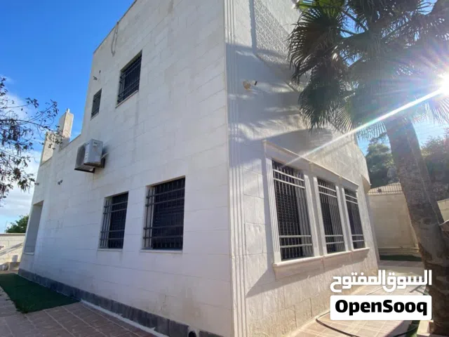 465 m2 4 Bedrooms Villa for Rent in Amman Badr Jdedeh