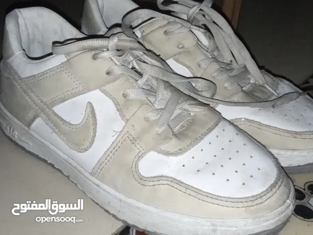 38 Sport Shoes in Gaza